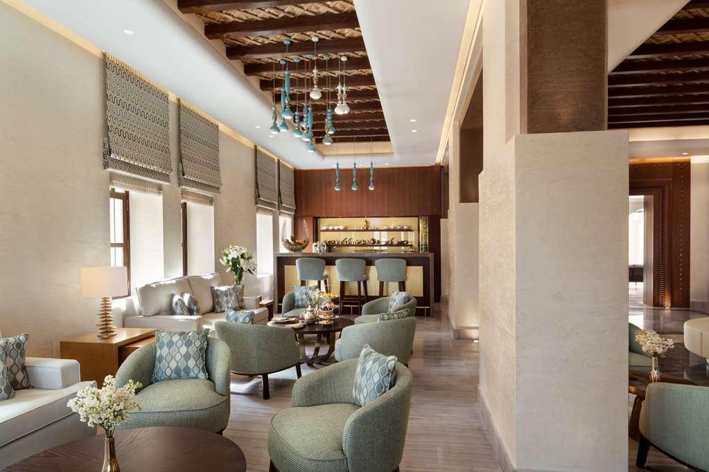 Souq Al Wakra Hotel Qatar By Tivoli Al Wakrah İç mekan fotoğraf The Bar