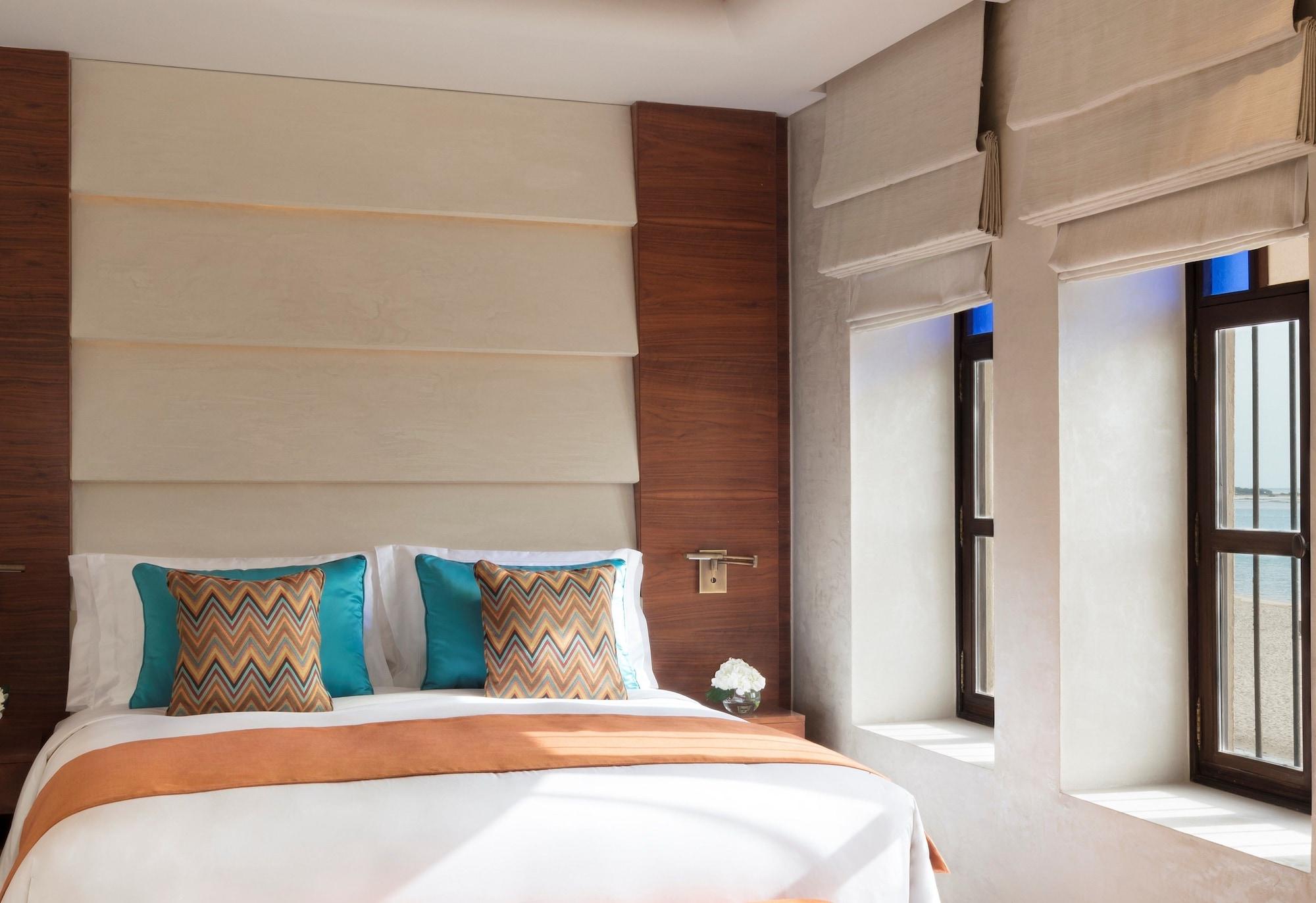 Souq Al Wakra Hotel Qatar By Tivoli Al Wakrah Dış mekan fotoğraf A bedroom at the hotel